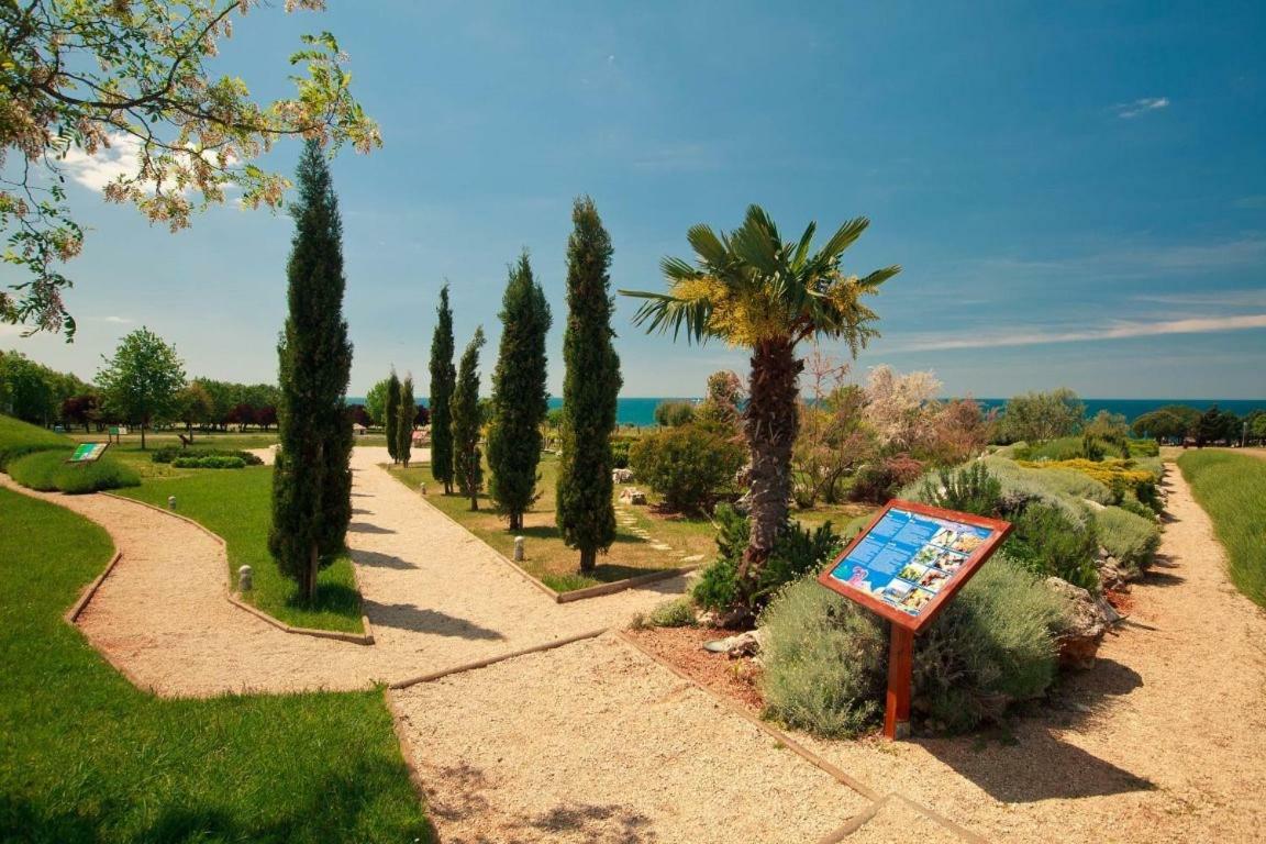 Panorama Mobile Homes In Camping Park Umag Extérieur photo