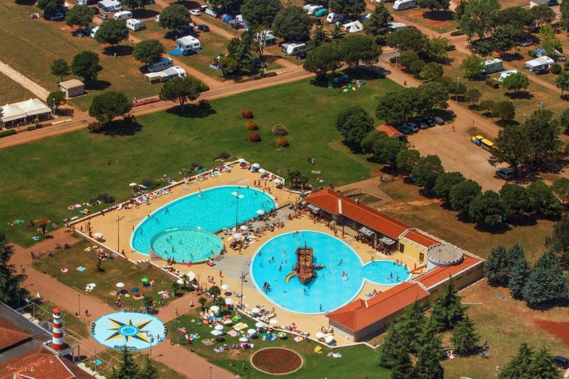 Panorama Mobile Homes In Camping Park Umag Extérieur photo